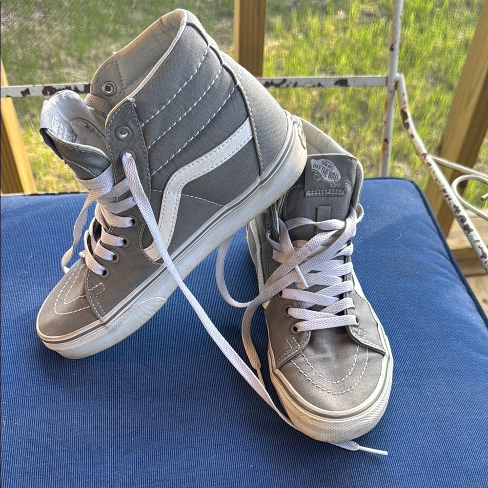 Vans Men's Gray High-Top Sneakers